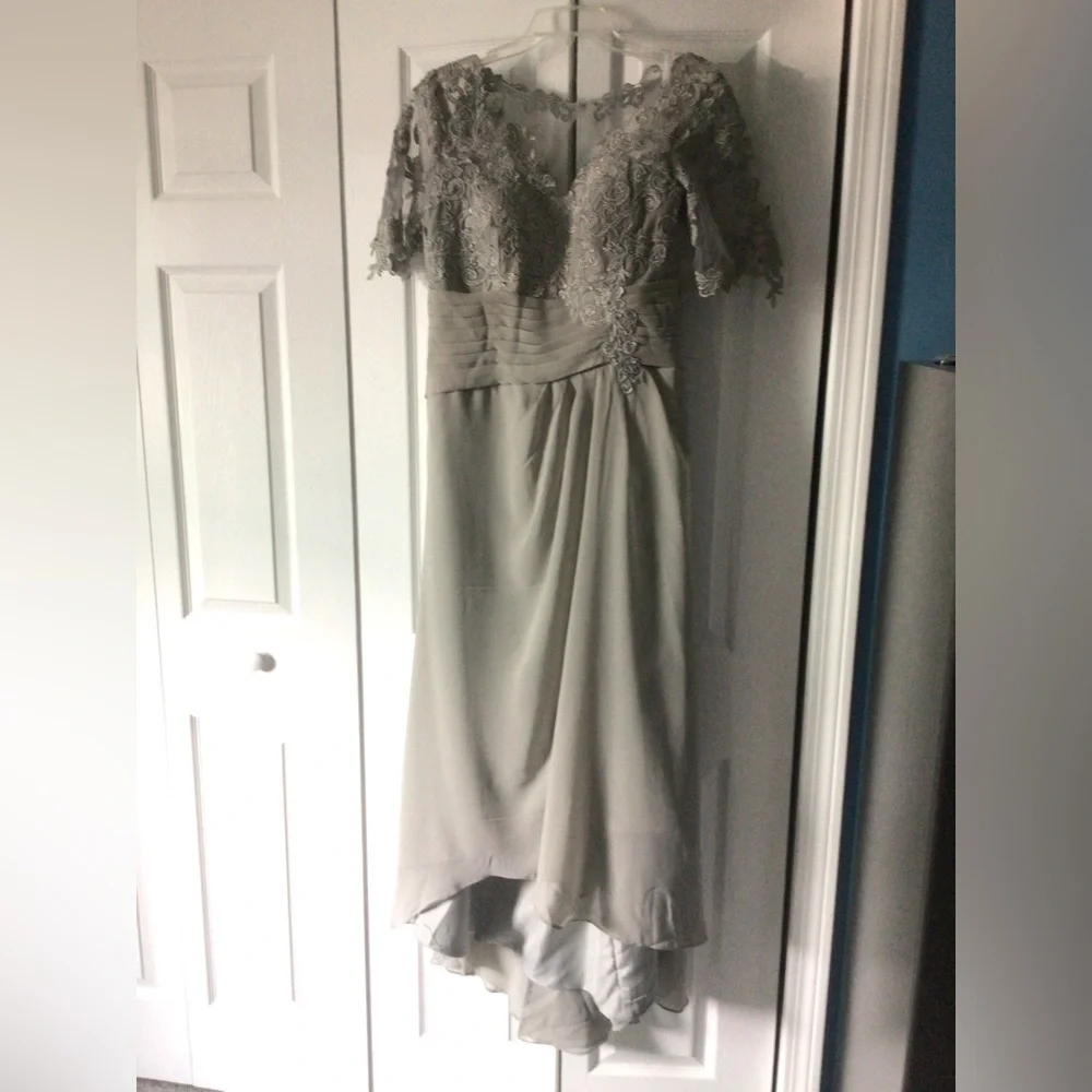 Formal Gown - Picture 6 of 8